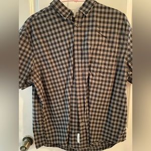 Cute men’s size xl button down shirt